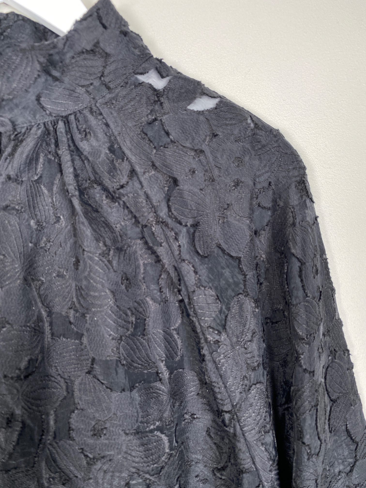 Second Female str. L <br/> sort blondeskjorte - Billede 2