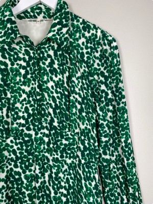 Second Female str. XL <br/> lang grønmønstret kjole