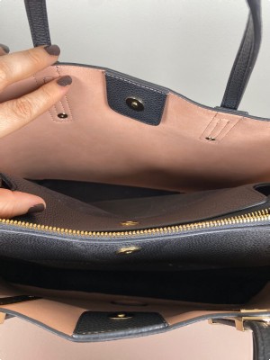 Dune London sort skuldertaske med 3 rum