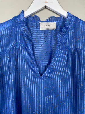 Neo Noir str. M <br/> blå bluse med mønster