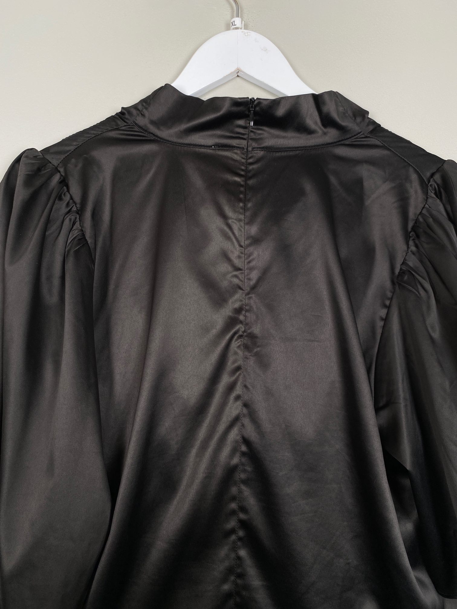 Co'Couture str. XL <br/> sort bluse med flagermus-ærmer - Billede 2