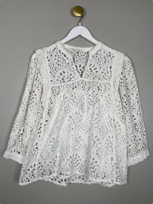 Second Female str. XL <br/> hvid bluse med hulmønster