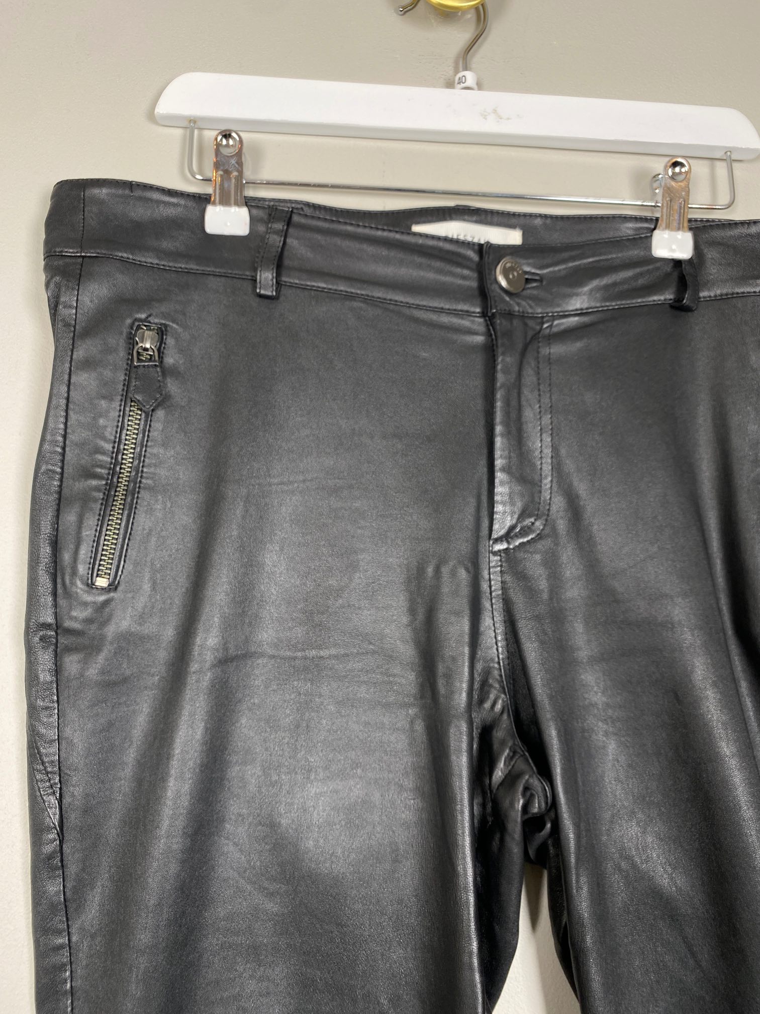 Pieszak str. 40 <br/> sorte læderbukser - Billede 2