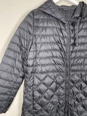 MaxMara str. 40/42 <br/> The Cube sort jakke med hætte