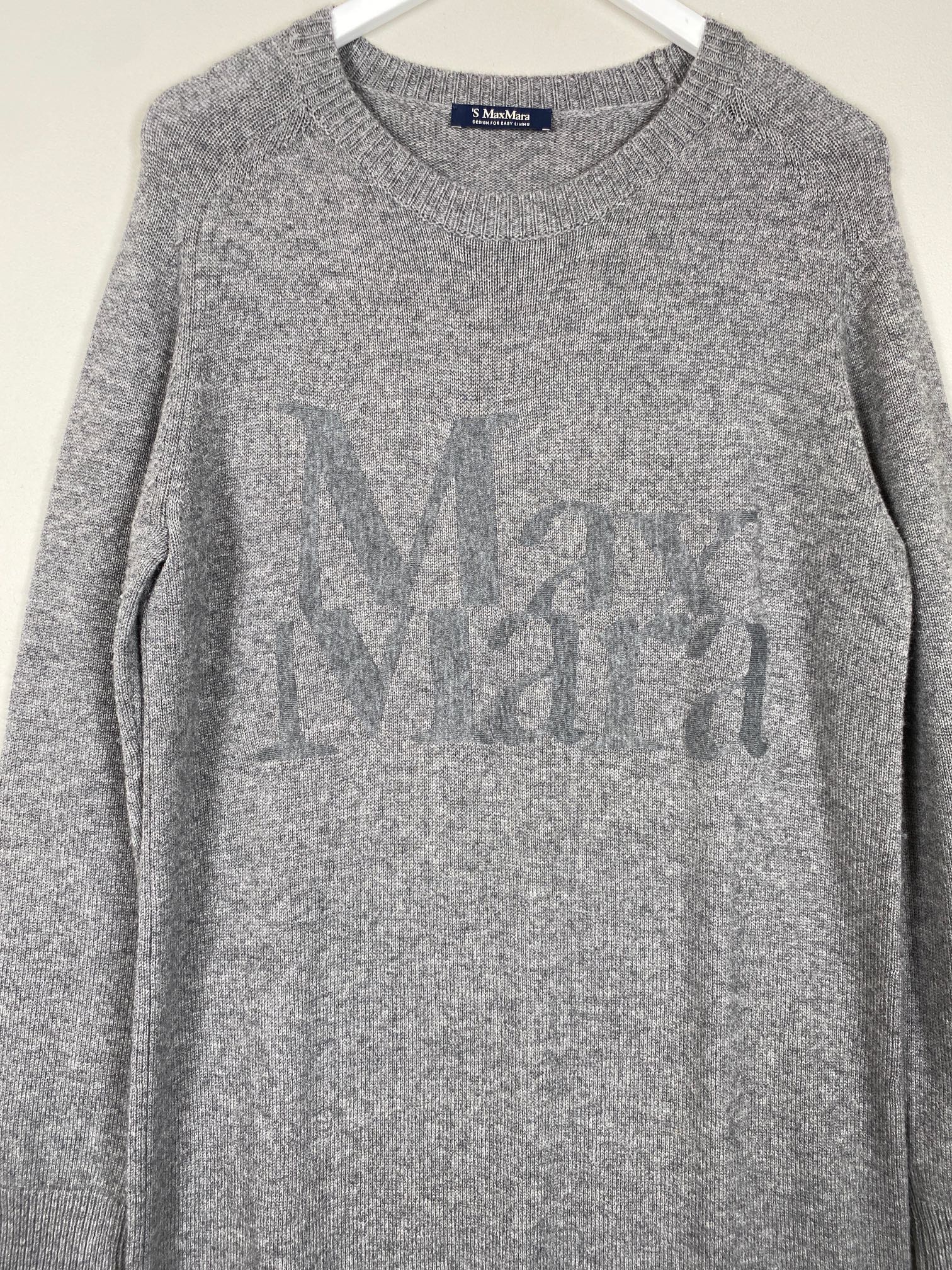 MaxMara str. M <br/> lang grå uldkjole med logo foran - Billede 2