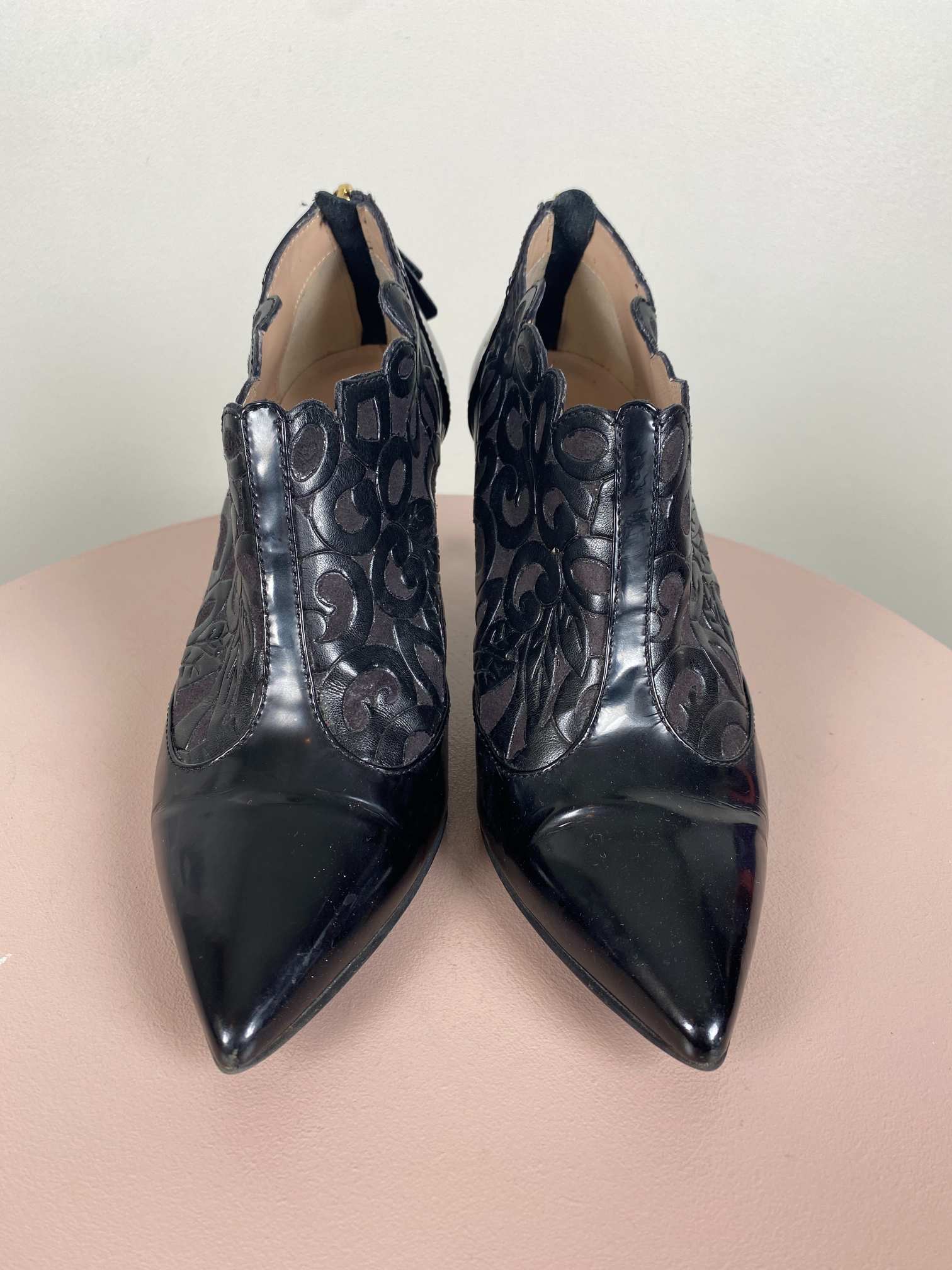 Fonnesberg str. 37 <br/> sort stilet med mønster - Billede 2