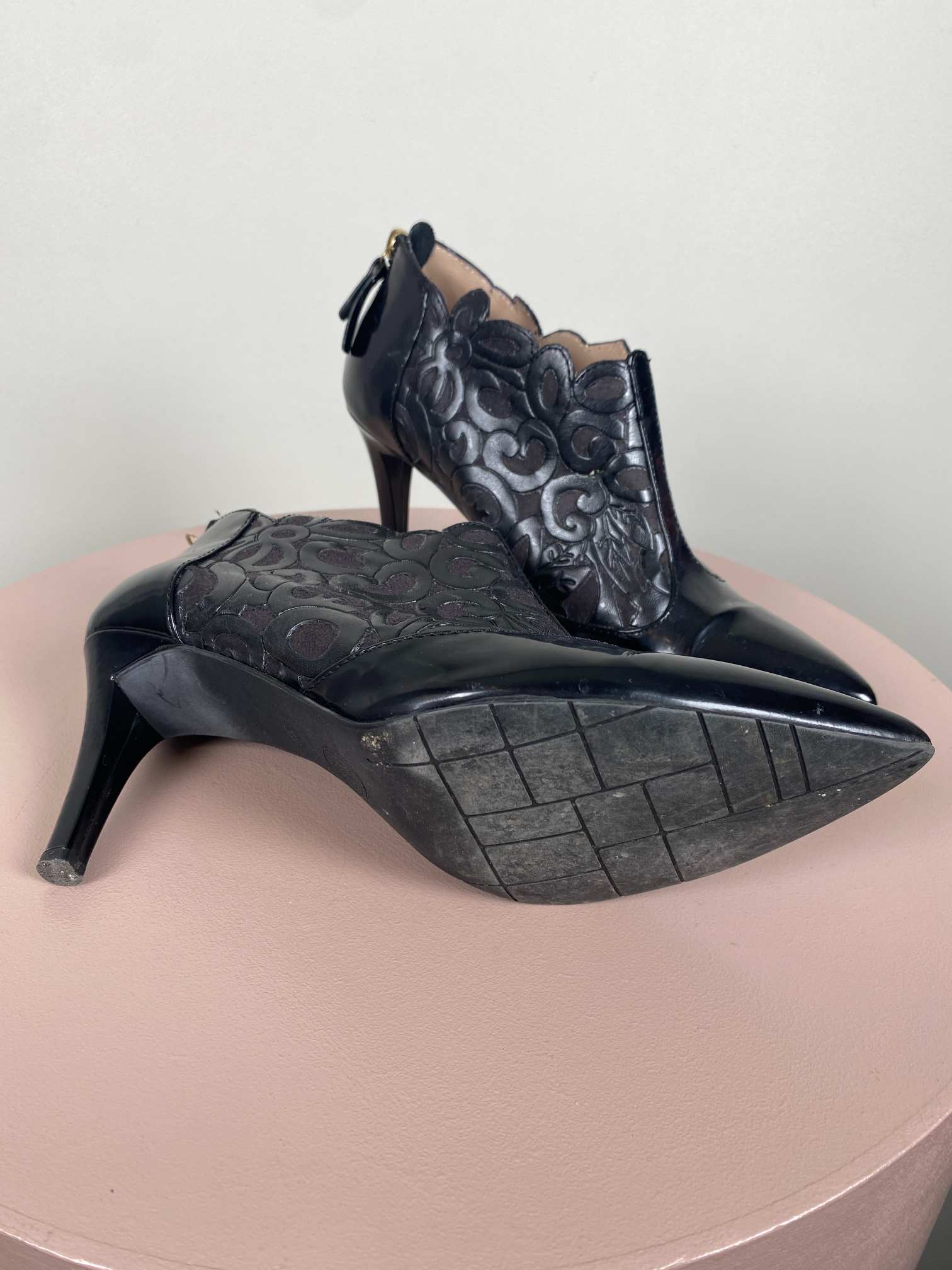 Fonnesberg str. 37 <br/> sort stilet med mønster - Billede 3