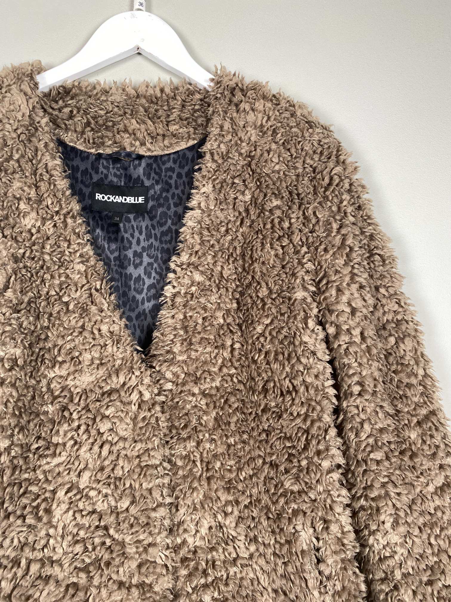 Rockandblue str. 34/36 <br/> frizzly cardigan / jakke - Billede 2