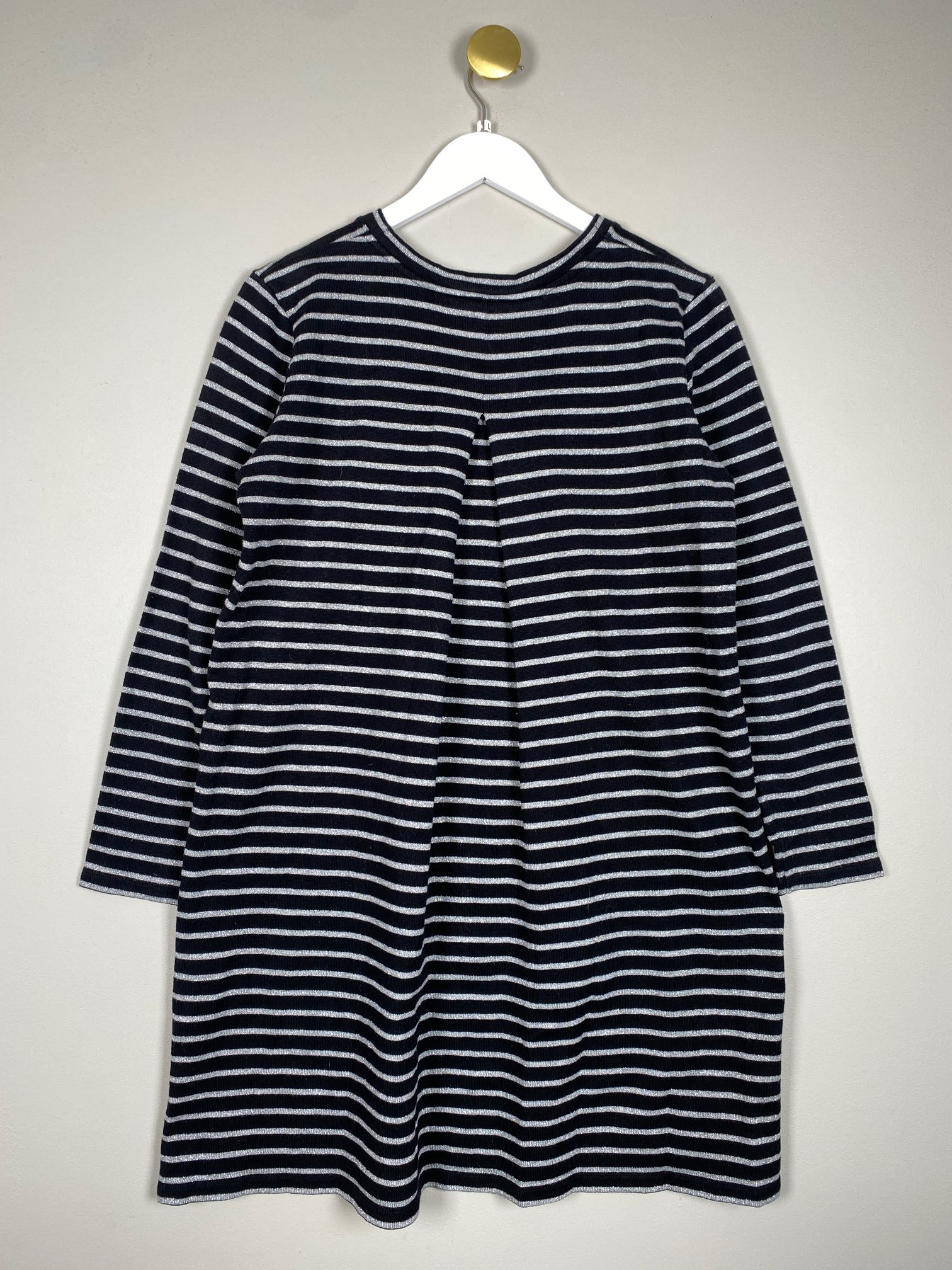 Mads Nørgaard str. L <br/> sort tunika med sølvstriber - Billede 3