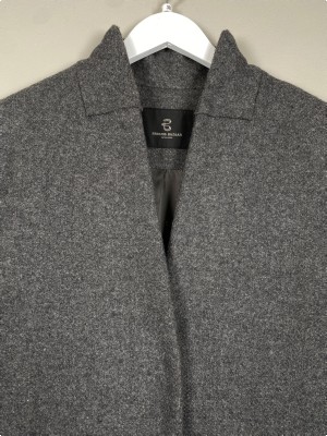 Bruuns Bazaar str. 38 <br/> grå uldjakke
