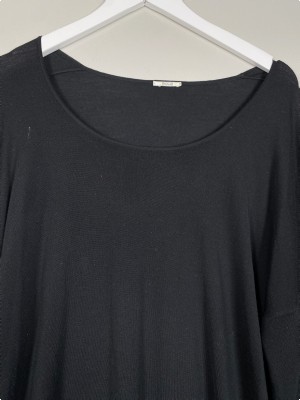 Wolford str. L<br/b> sort løs bluse