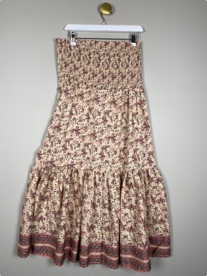 Sofie Schnoor str. XL <br/b> Blomstret nederdel med bred elastisk talje