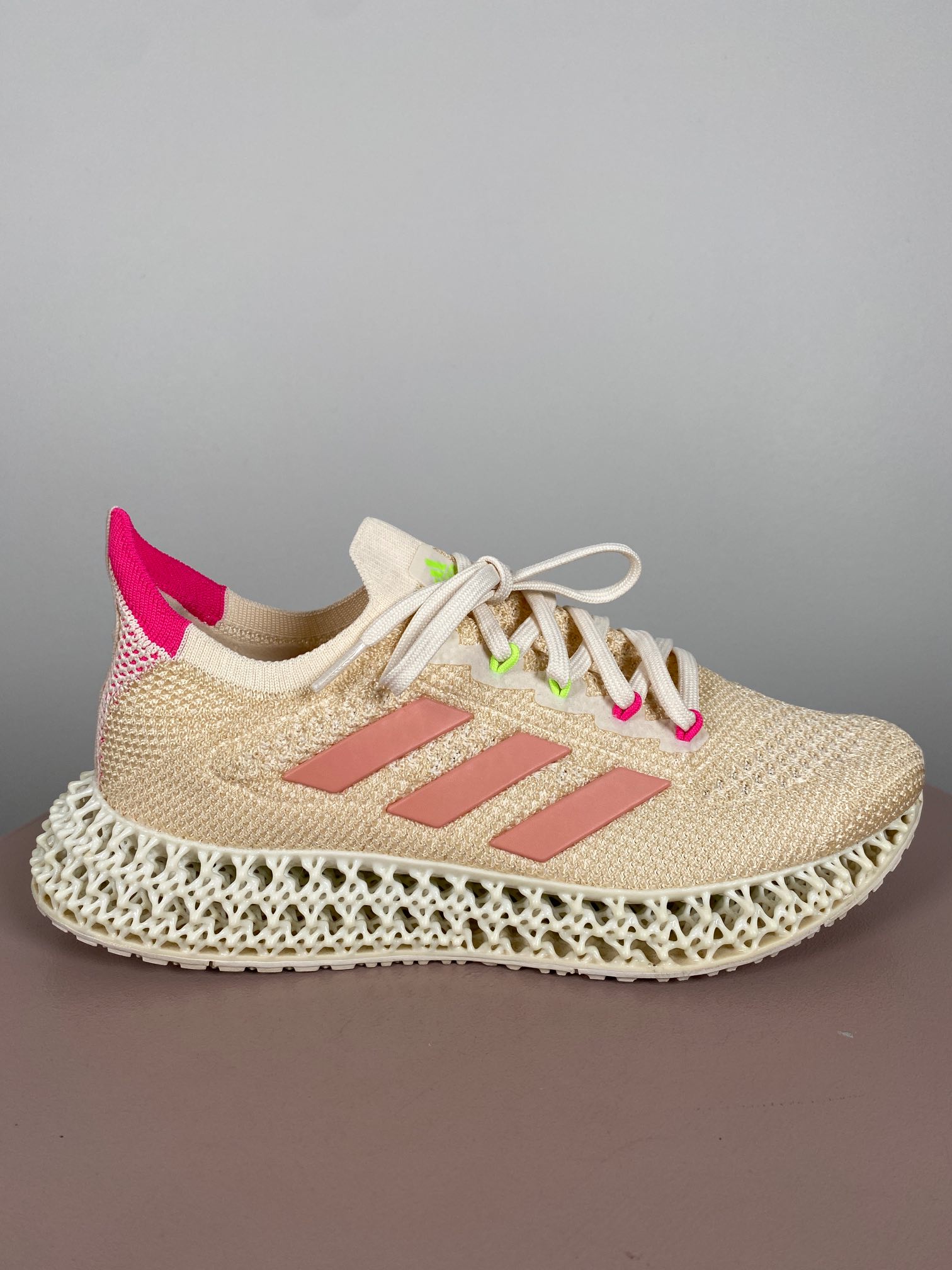 Addidas 4 D str. 40 <br/b> Creme sneakers