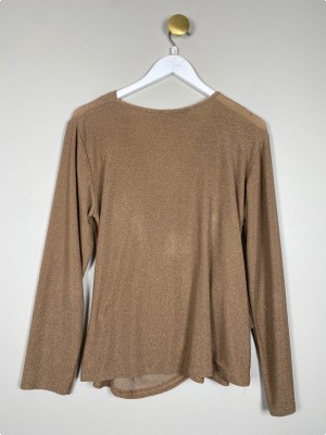 Marta str. L XL <br/b> guld bluse åben v hals og skrå lukning