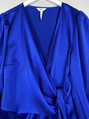 Object str. 42 <br/b> kobolt kjole med skrå bindebånd