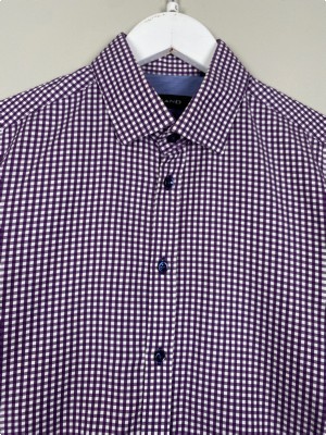 Sand str. L <br/b> Lilla ternet skjorte