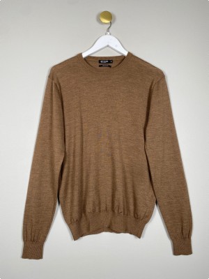 Tiger of Sweden str. M  <br/b> brun bluse med rund hals og lapper på ærmerne