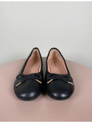 Tamaris str. 39 <br/>sort ballerina med sløjfe