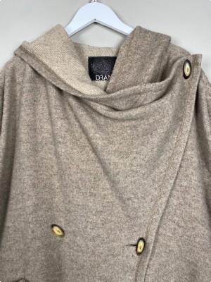Dranella str. onesize <br/> oversized jakke med hætte
