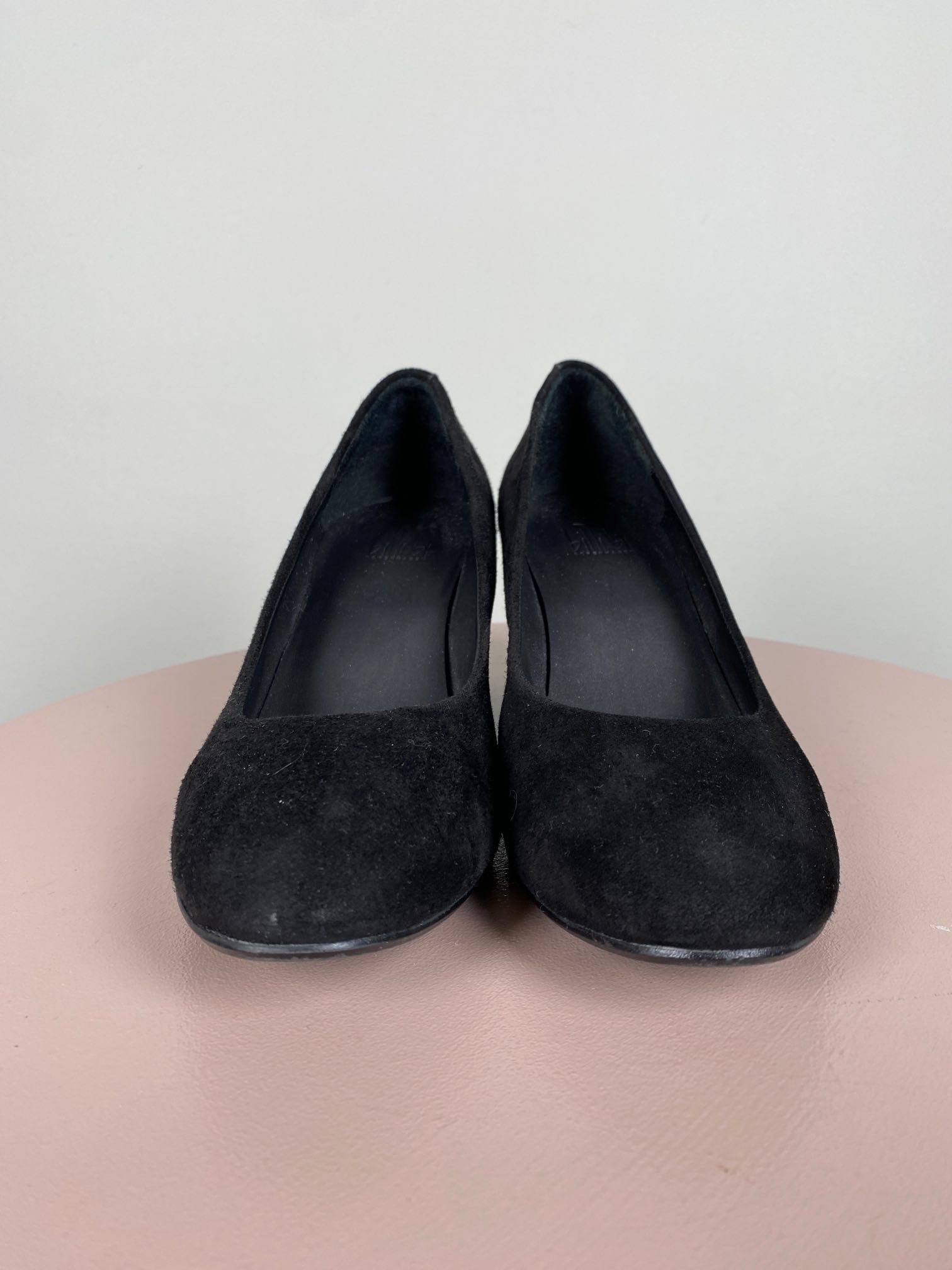BilliBi str. 37 <br/> sorte pumps - Billede 2