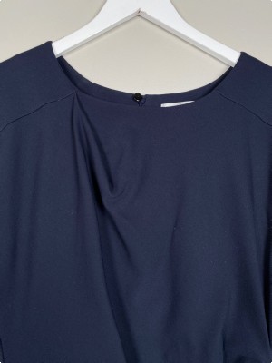 Tiger of Sweden str. 42 <br/> blå kjole med drapering i venstre side