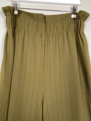 Ganni str. 40 <br/> grønne bukser med brede ben