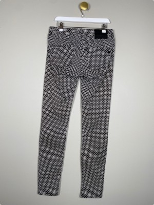 Pieszak str. M <br/> Sort hvid mønstret buks