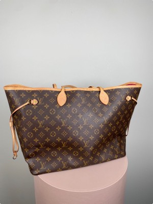Louis Vuitton Monogram Neo Neverfull med indsats og clutch