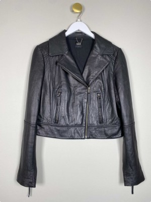 Oasis str. L <br/> Sort kort skindjakke