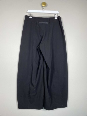 Carla du Nord str. 36 <br/> sort buks med vidde i ben