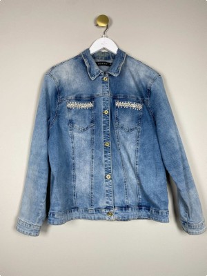 Micha str. 46 <br/> lys denimjakke med sten og perler på lommer