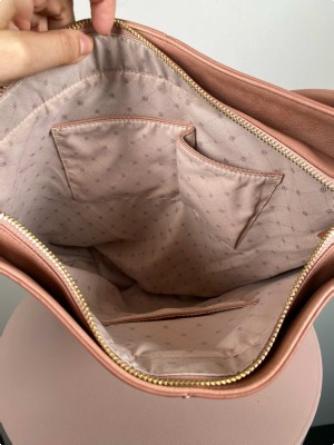 Rosemunde rosa skuldertaske