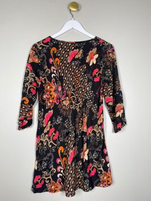 Masai str. S <br/> mønstret tunika sort pink orange beige