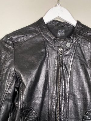 Gypsy str. S <br/> sort kort skindjakke