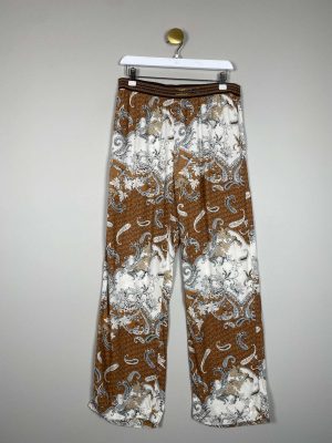 Luxzuz str. 40 <br/> mønstret let buks med vidde