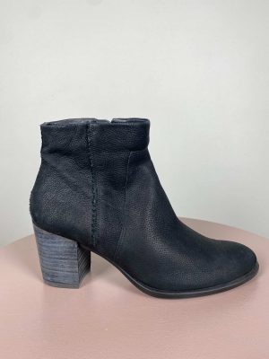 Ecco str. 37 <br/> sort kort støvle ruskind