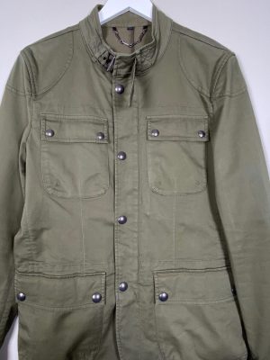 Belstaff str. 50 <br/> grøn jakke