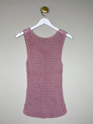 Molly Jo str. L XL <br/> rosa hæklet bluse med palietter