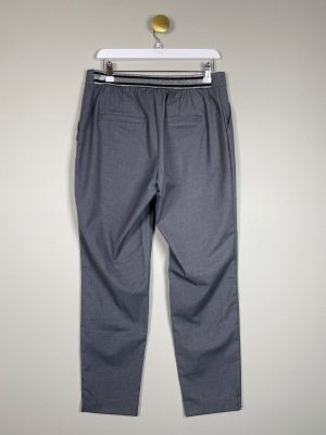 Pulz str. 40 <br/> grå buks