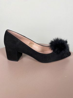 Amust str. 37 <br/> sort ruskinds pump med pelsdusk