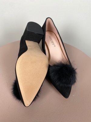 Amust str. 37 <br/> sort ruskinds pump med pelsdusk