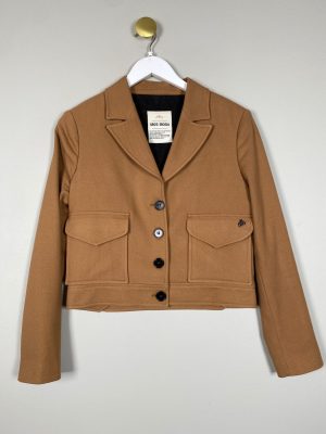 Mos Mosh str. S <br/> beige lys brun kort blazer med store lommer
