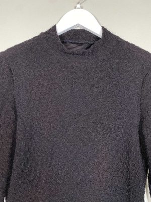 mbym str. S <br/> sort kjole med glimmer og åbning i ryg