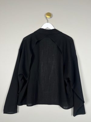 Nuit comme oui str. 40 <br/> sort let jakke i uld