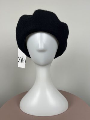 Zara str. S M <br/> sort fransk hue