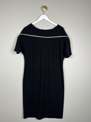 Fanth sort kjole med lynløs detalje str. L