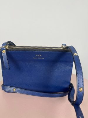 Rika by Ulrika Lundgren blå skuldertaske med 3 rum