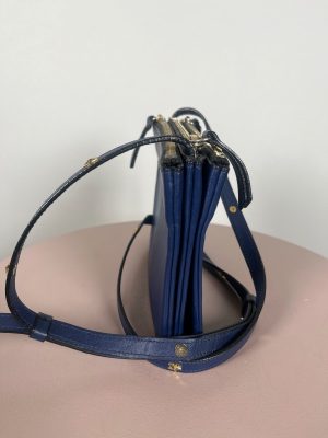 Rika by Ulrika Lundgren blå skuldertaske med 3 rum