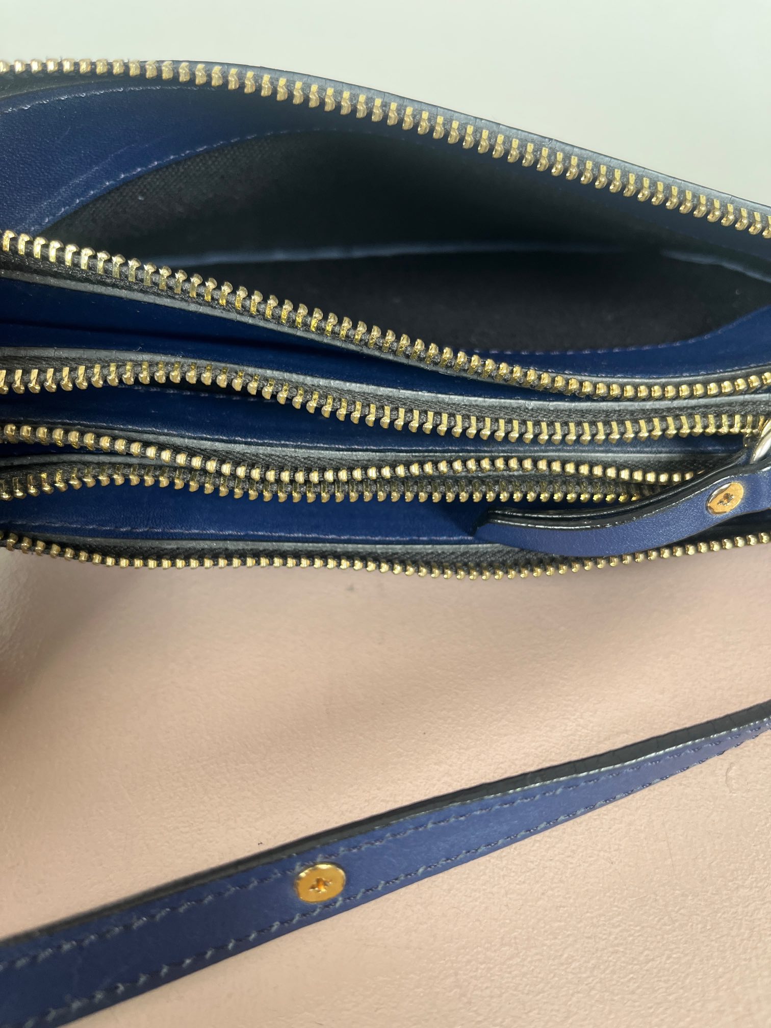 Rika by Ulrika Lundgren blå skuldertaske med 3 rum - Billede 5