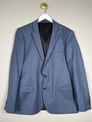 Lindbergh str. 56 <br/> mellem blå blazer pauli Olivera uld